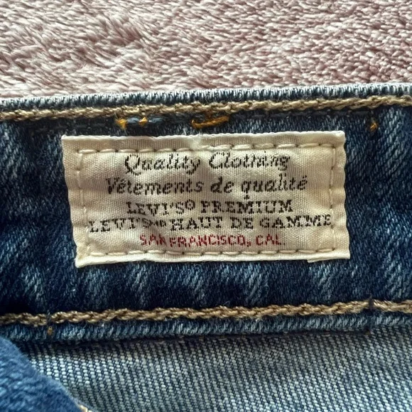 Levi’s 721 High Rise Women’s Skinny Ripped Blue Jeans Size 25 - Picture 11 of 12